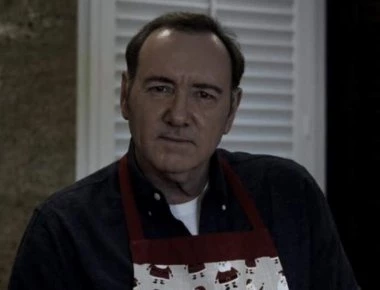 «Βόμβα»: Ο Κέβιν Σπέισι λύνει τη σιωπή του και προκαλεί σεισμό στο House of Cards (βίντεο)